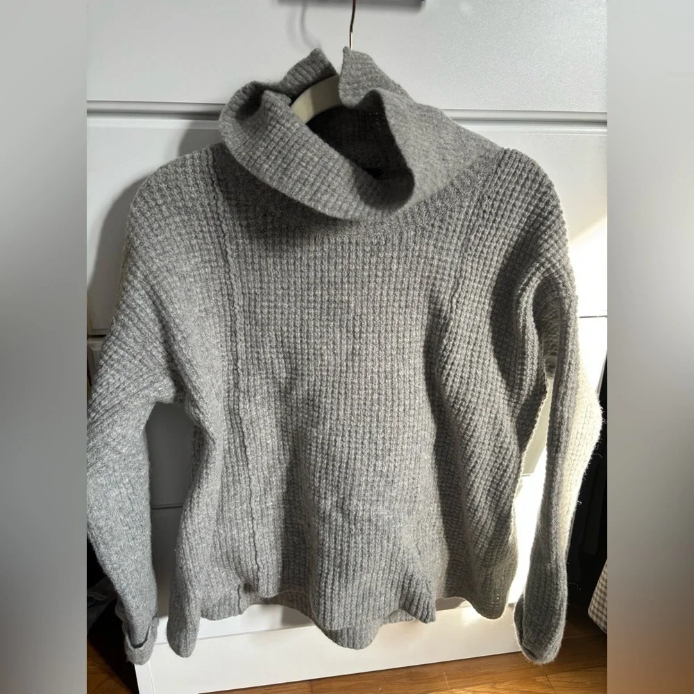 Free People Side Winder Wool Sweater Size Medium Cabincore Scandi Girl